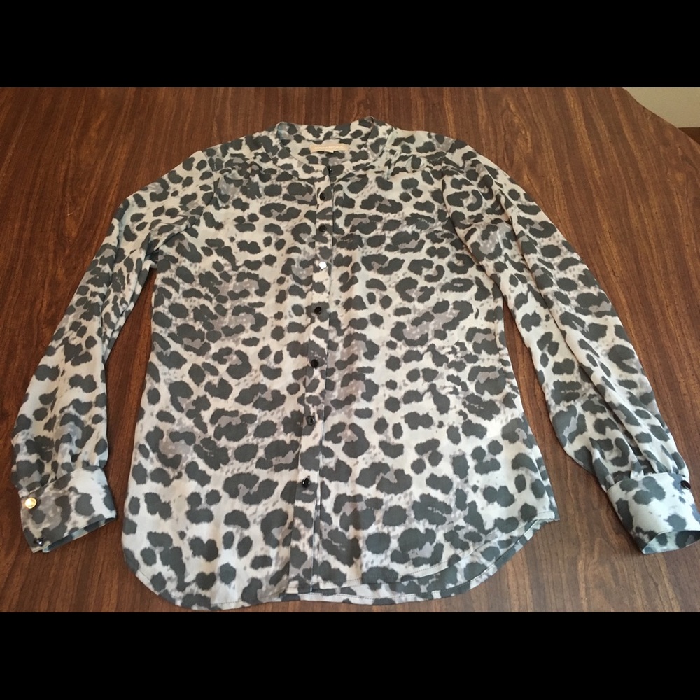 Banana Republic Gray Leopard Print Button Down Shirt